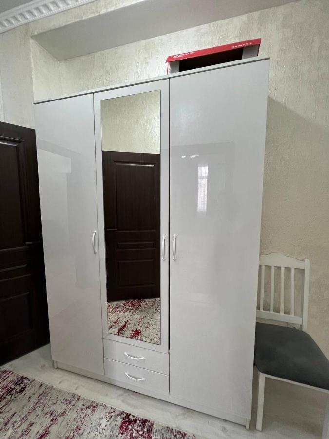 2-Room Apartment Mossovet Бішкек Екстер'єр фото