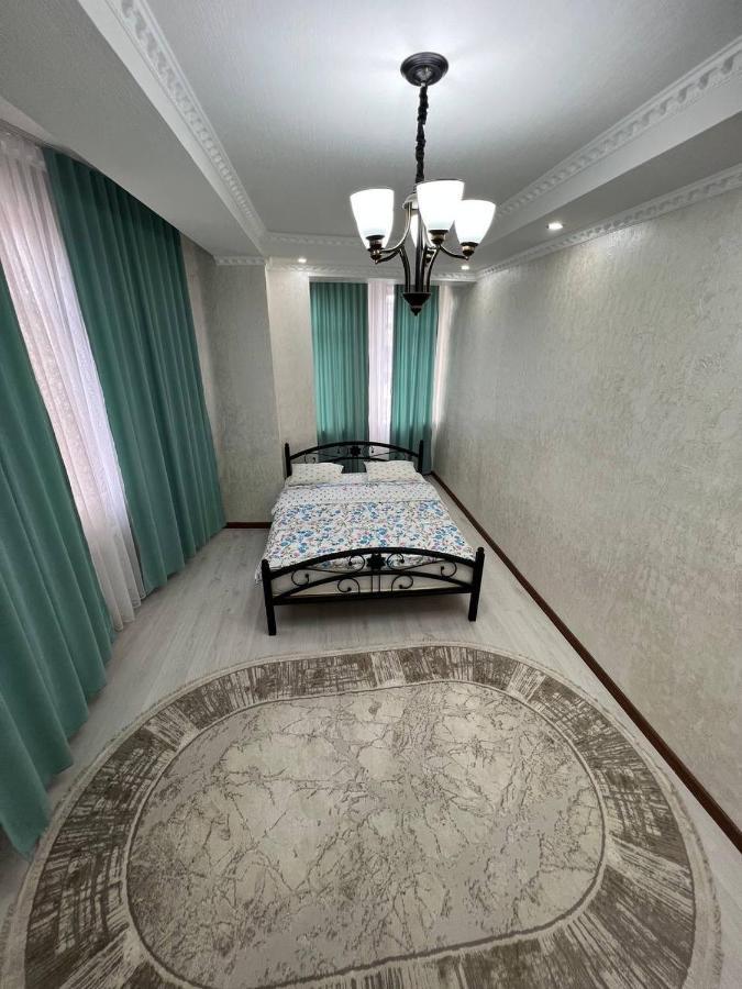 2-Room Apartment Mossovet Бішкек Екстер'єр фото